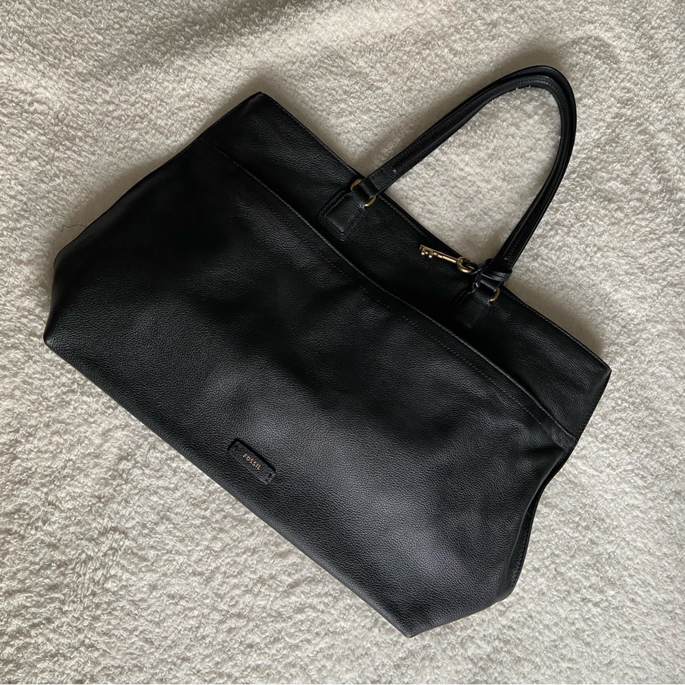FOSSIL JULIA TOTE BAG Black Leather Gold NWOT